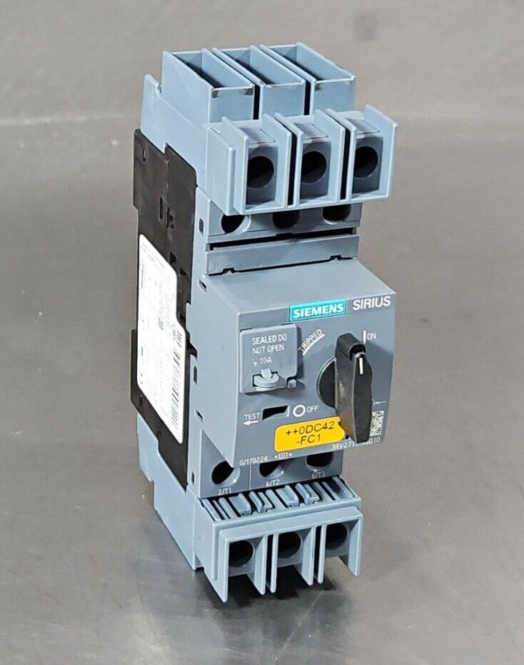 Siemens 3RV2711-1JD10 Circuit Breaker                                      4E-19