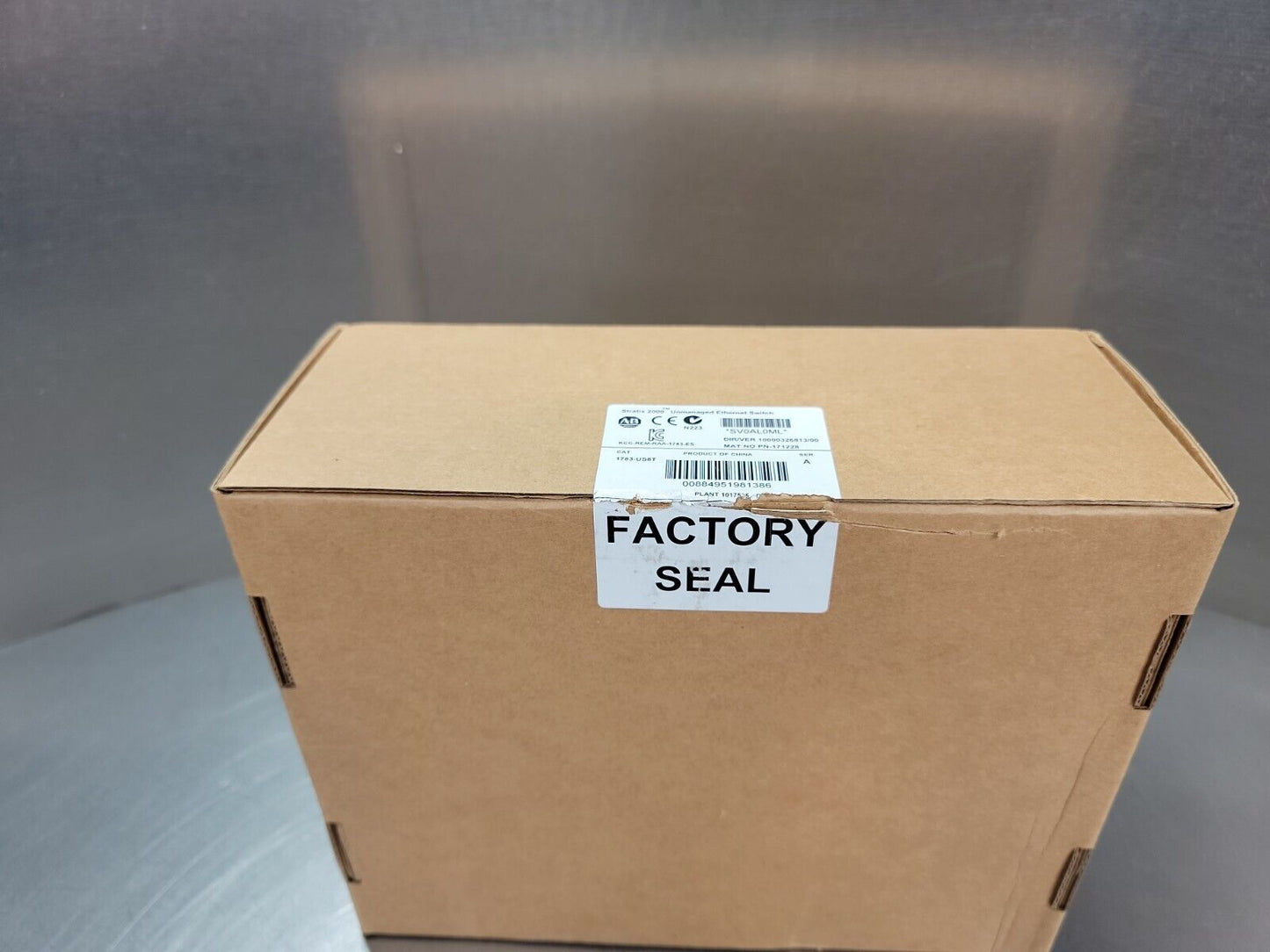 New Allen Bradley 1783-US8T /A Stratix 2000 Enet Switch Unmanaged loc.3E-27