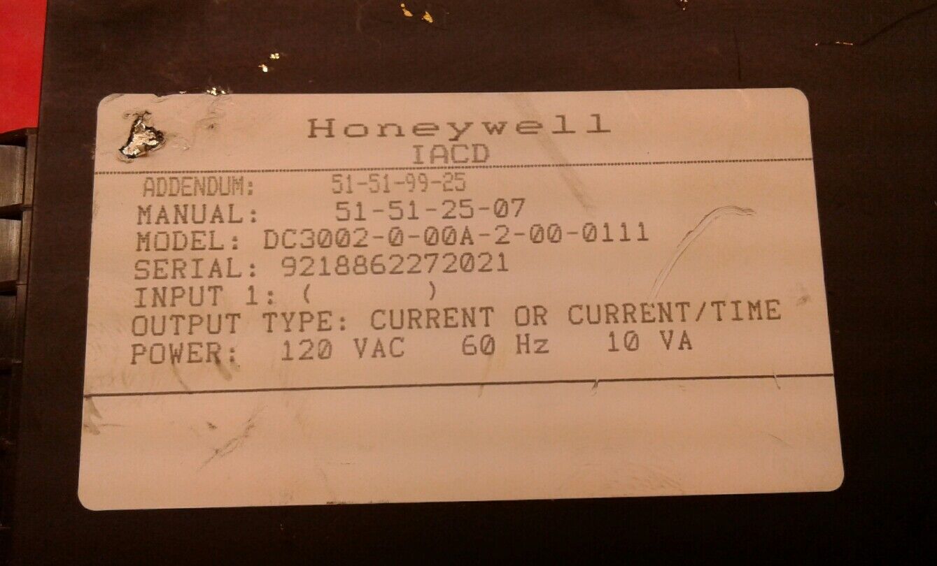 HONEYWELL DC3002-0-00A-2-00-0111 TEMPERATURE CONTROLLER   5B