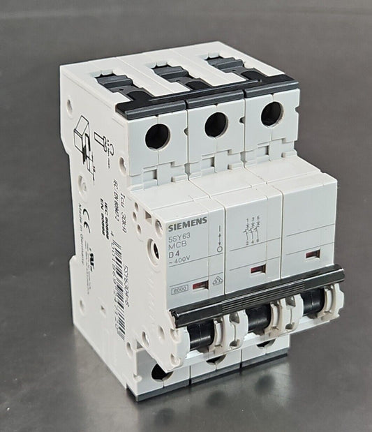 Siemens 5SY63 MCB D4 Circuit Breaker.                          4C-17