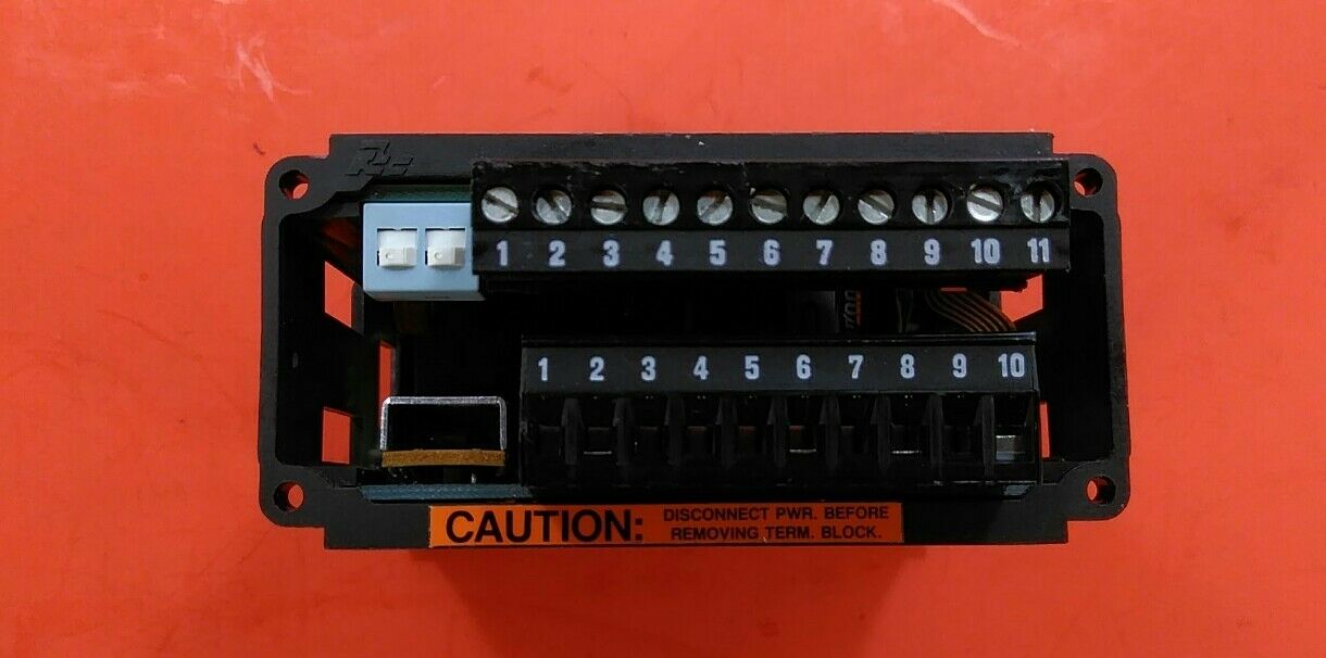 RED LION CONTROLS MCI1Y01A Message Display Indicator   5A