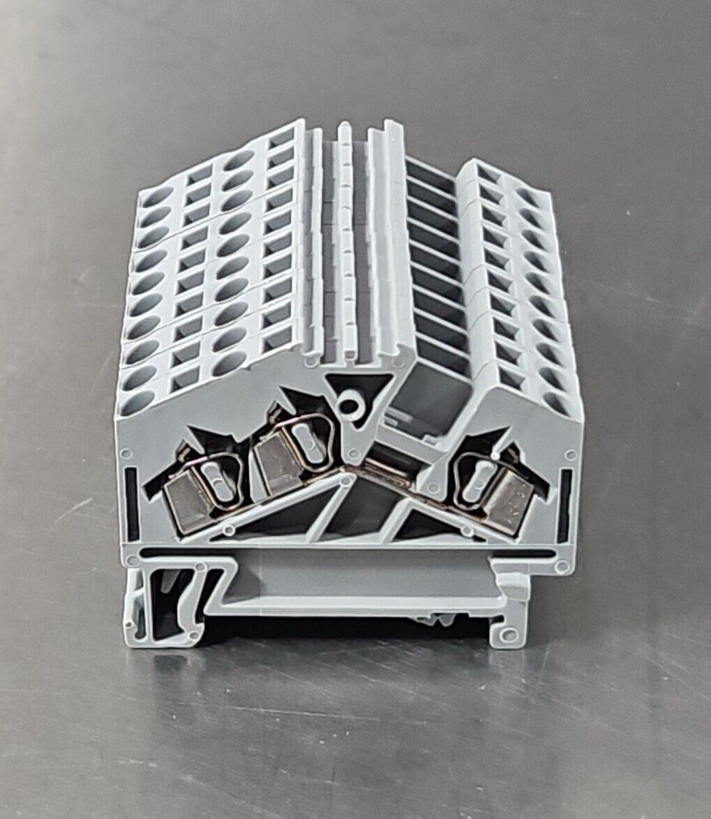 WAGO 280-641 Conductor Through Terminal Block - Lot of 27.              Loc3C-12