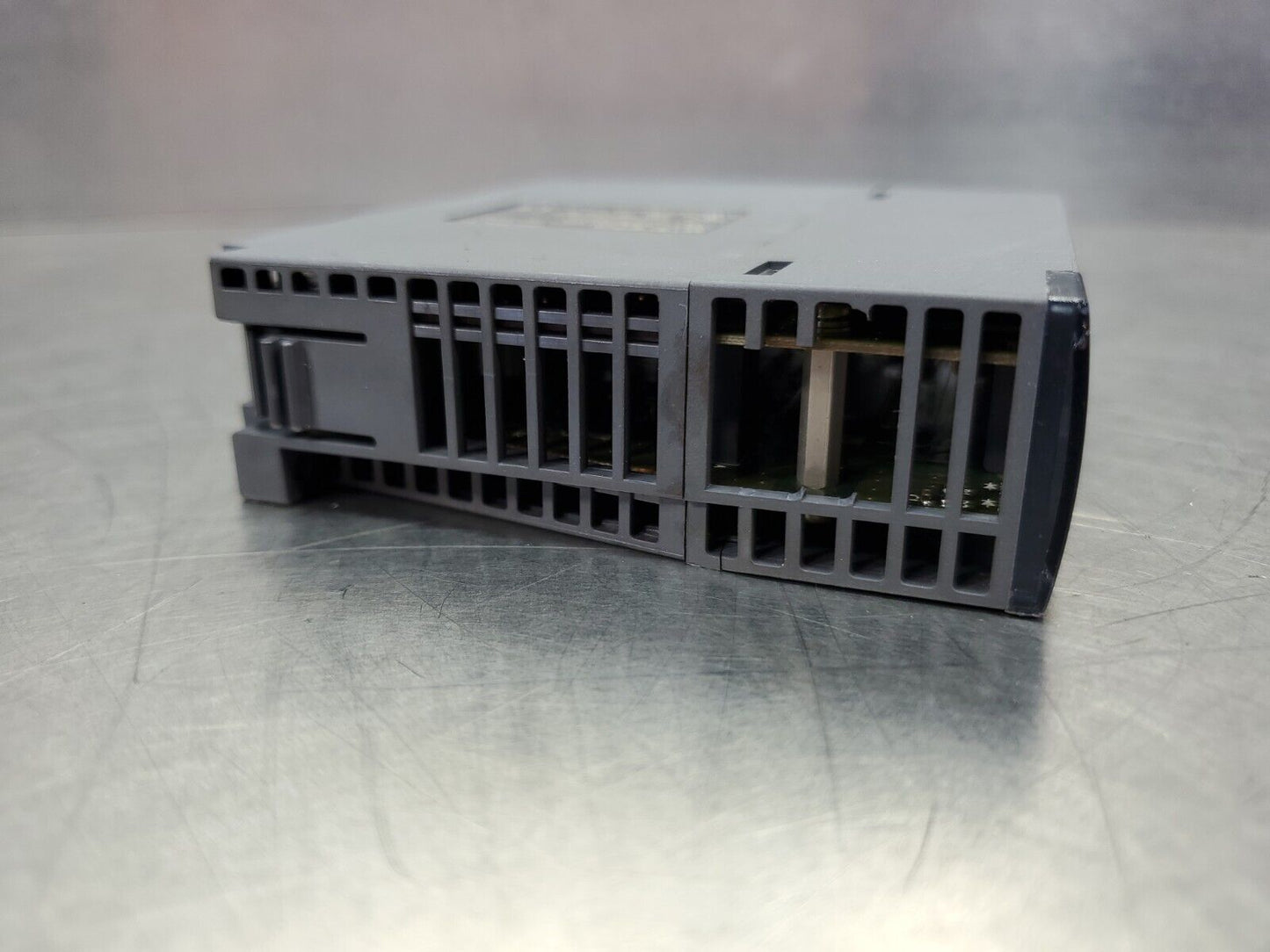 Mitsubishi Q62DA-FG Isolated D/A Converter Unit - See Description.        3C-22