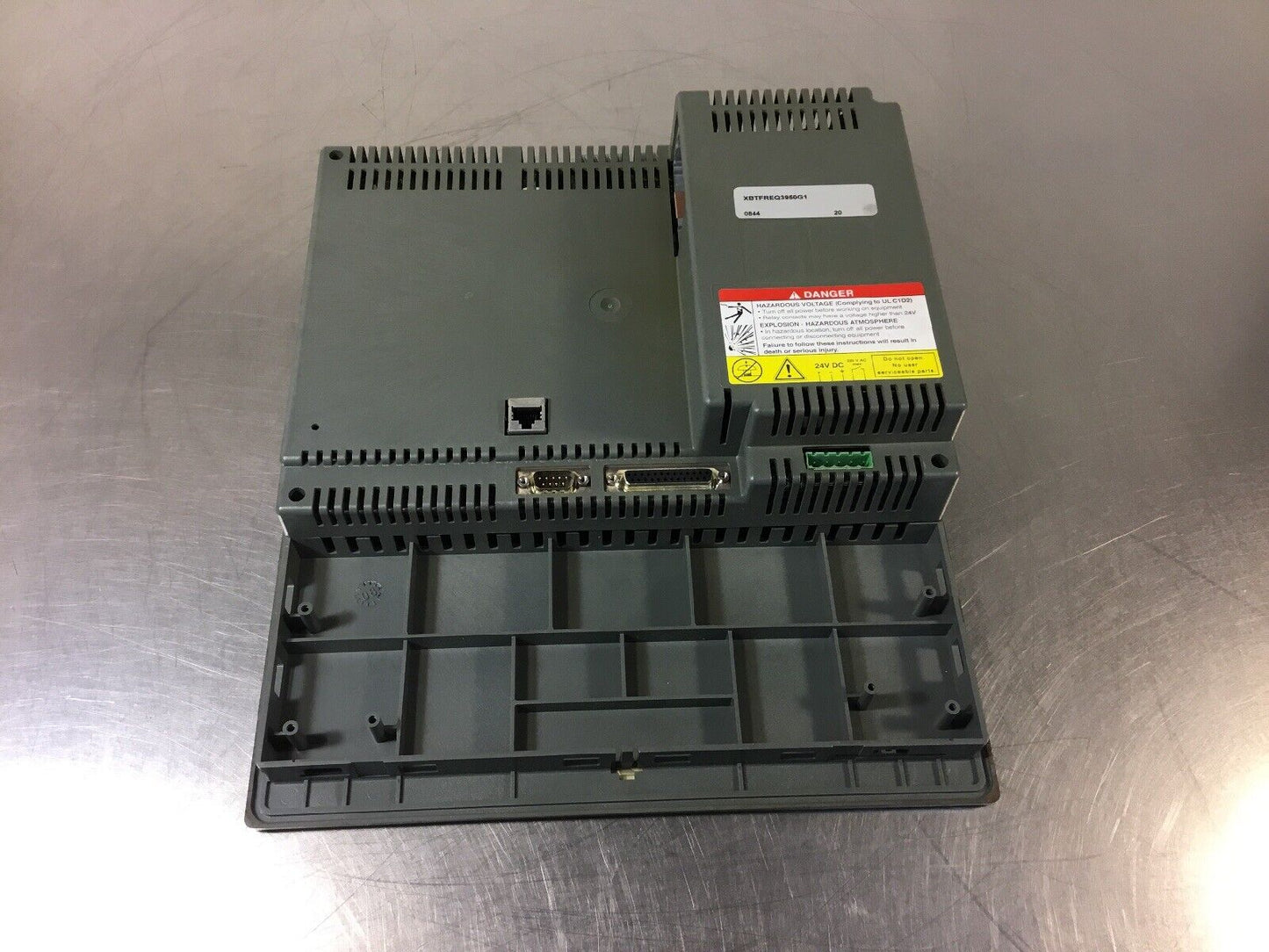 Schneider XBTFREQ3950G1 Panel-Powers Up Fine-Cracked-Selling For Boards Inside