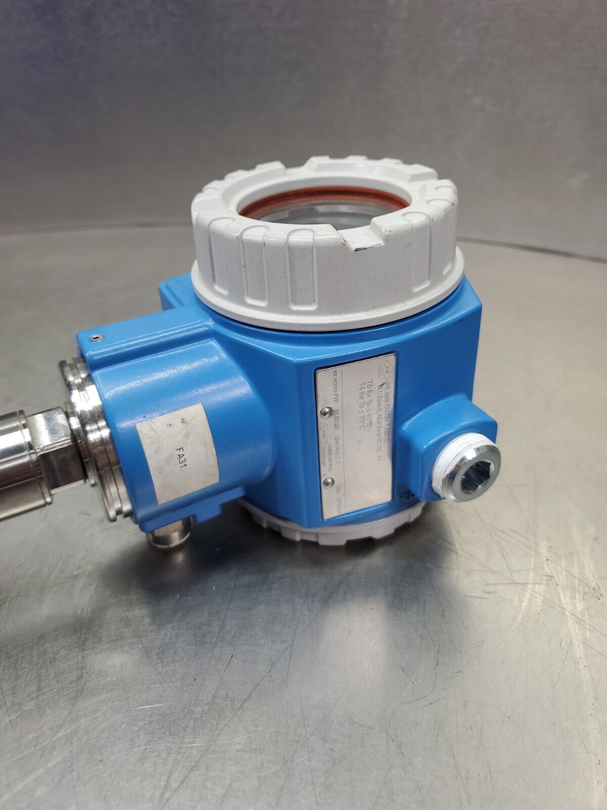 Endress+Hauser Deltabar FMD72-EQ32/0 13...30V Digital Valve.               6D-20