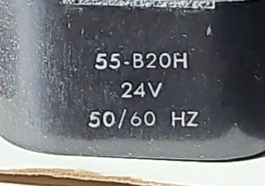 GE 55-B20H Connector Coil 110/120V.    Loc4A8