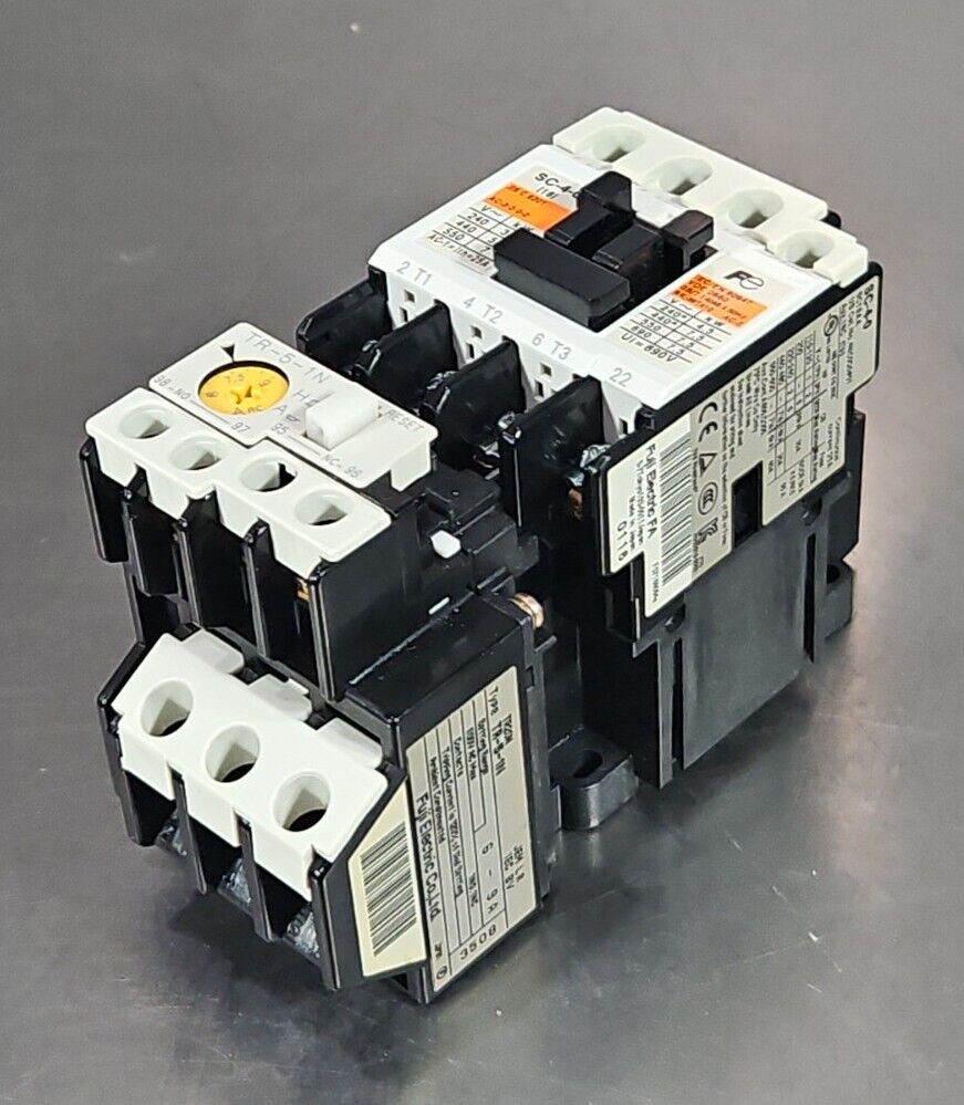 FUJI SC-4-0 with TR-5-1N/3. Reversing Contact.                            4D-24
