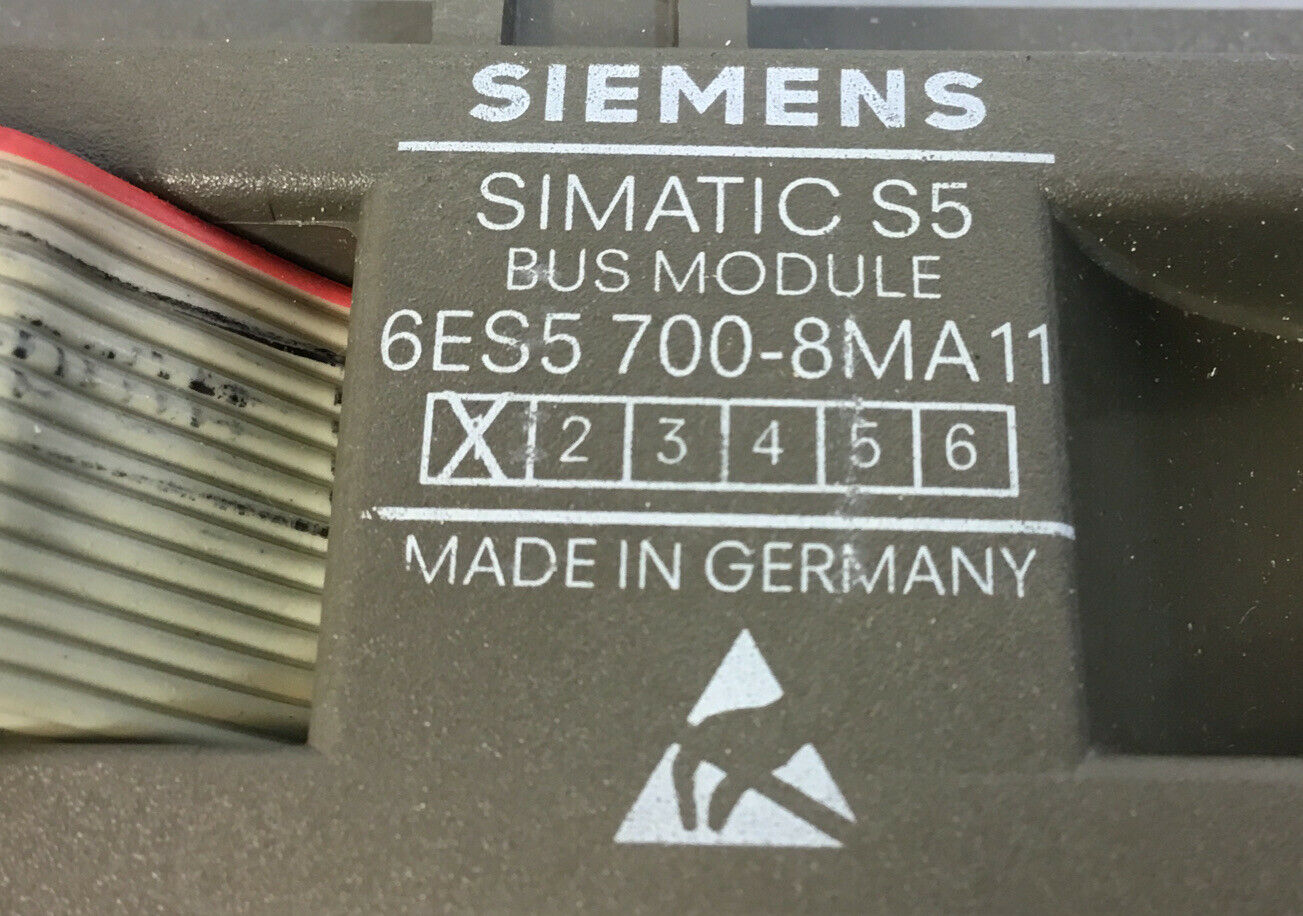 SIEMENS 6ES5 700-8MA11 SIMATIC S5 Bus Module   3D-23
