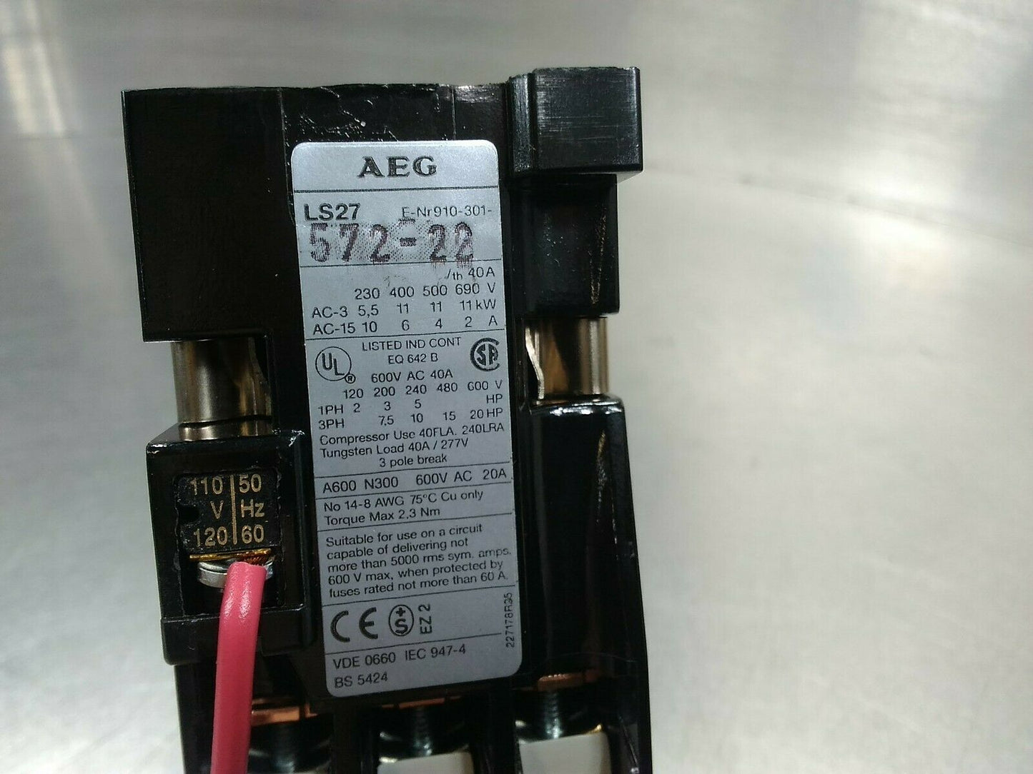 AEG MOTOR CONTROL CONTACTOR LS27-572-25      STC4