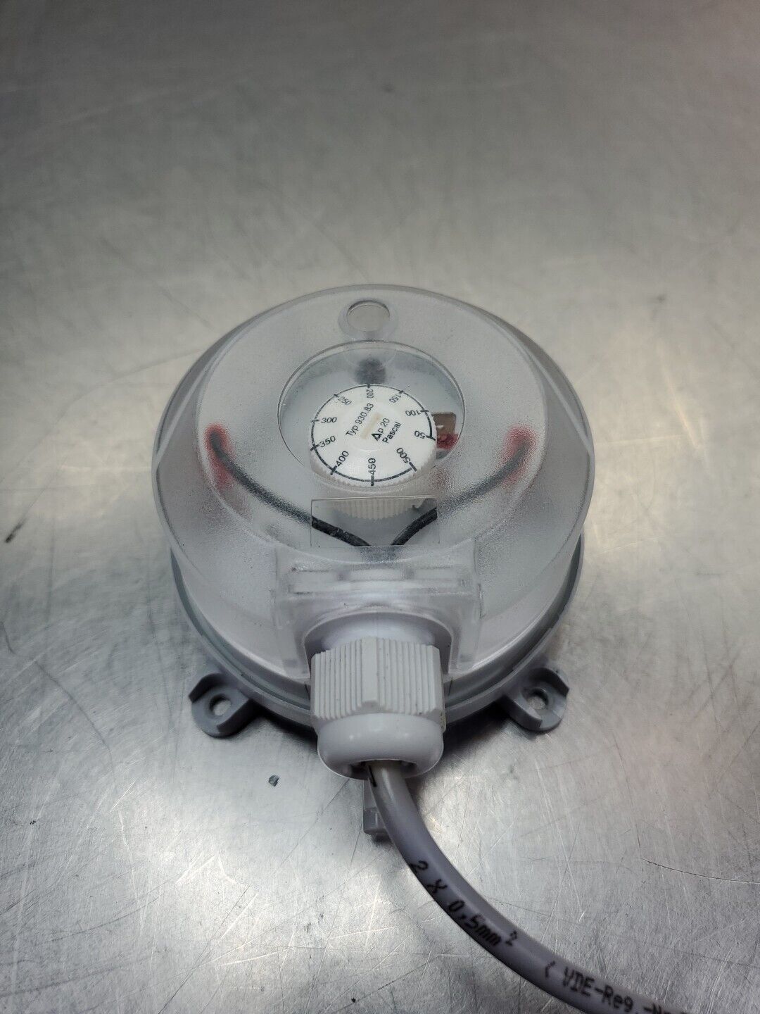 HONEYWELL CE-0085AR0013 Typ:930.83 Regulator w/65in. Lead Wire.             6E-2