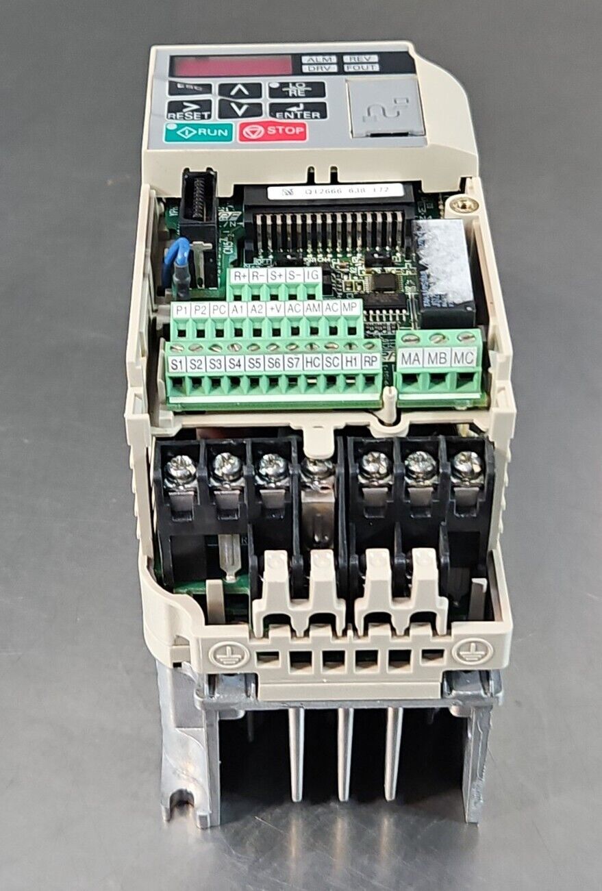 Yaskawa CIMR-VU2A0004FAA Variable Frequency Drive.                         1B-1