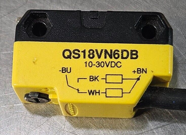 BANNER QS18VN6DB PHOTOELECTRIC SENSOR.                                 Loc5E-19