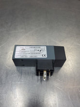 Load image into Gallery viewer, SUCO 0150-45615-4-001 100-950 mbar 250V 3A VACUUM SWITCH.                  6D-13
