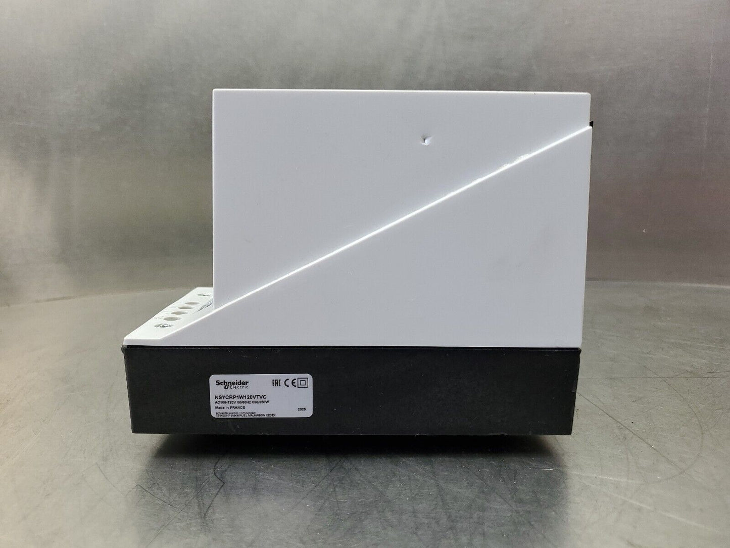 SCHNEIDER ELECTRIC NSYCRP1W120VTVC AC100-120V 50/60Hz Temp. Module.           1D