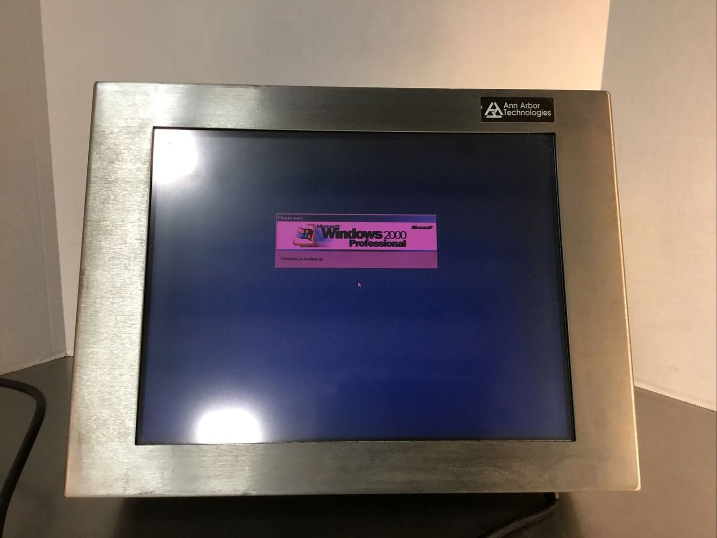 Ann Arbor Technologies A2T-15  Panel Mount Touchscreen Computer 100-240V 3A  2E