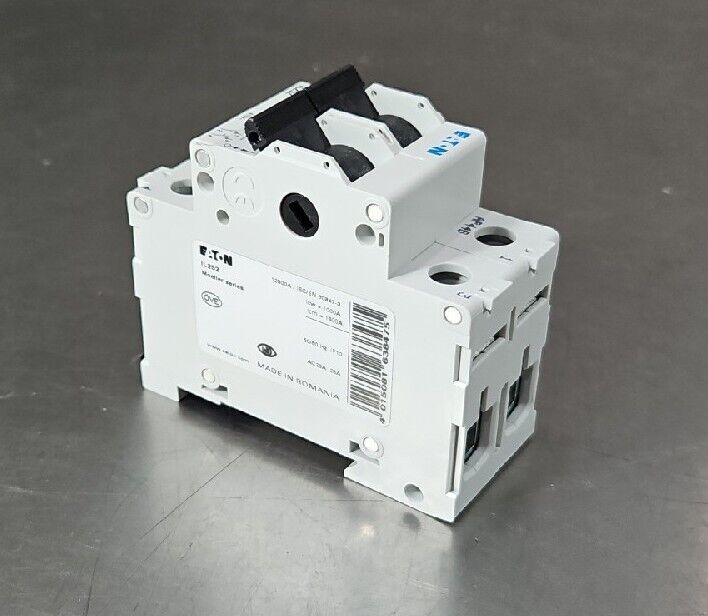 EATON EN/IEC 60947-3. CIRCUIT BREAKER.                                  Loc 4G-2