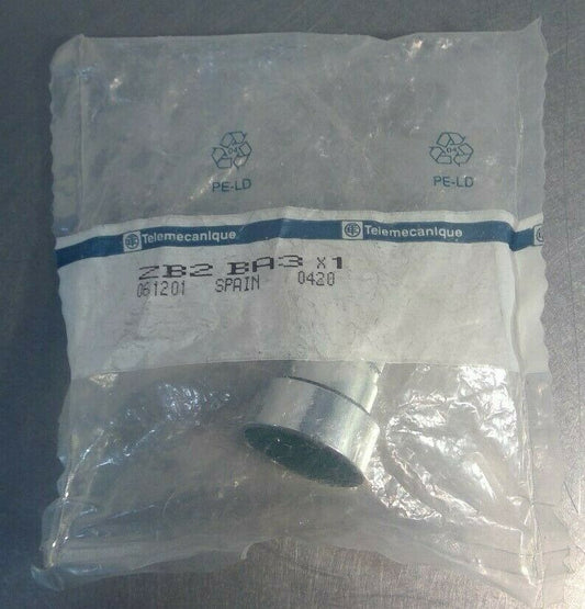 Allen-Bradley Bulletin 194R 194R-PLA1 Series B 30/60A Padlock Accessory       4C
