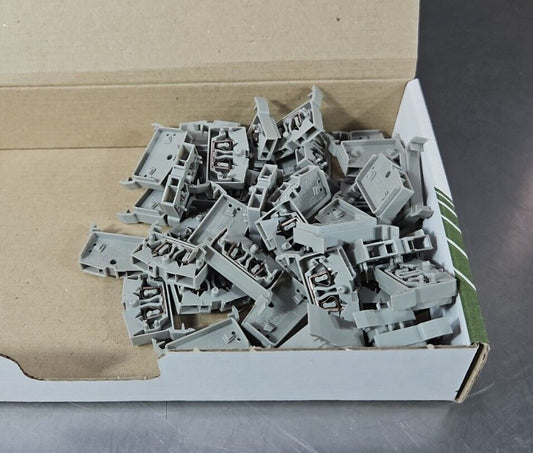 Wago 264-711 conductor Ground Terminal Block - Lot of 39.               Loc3D-25