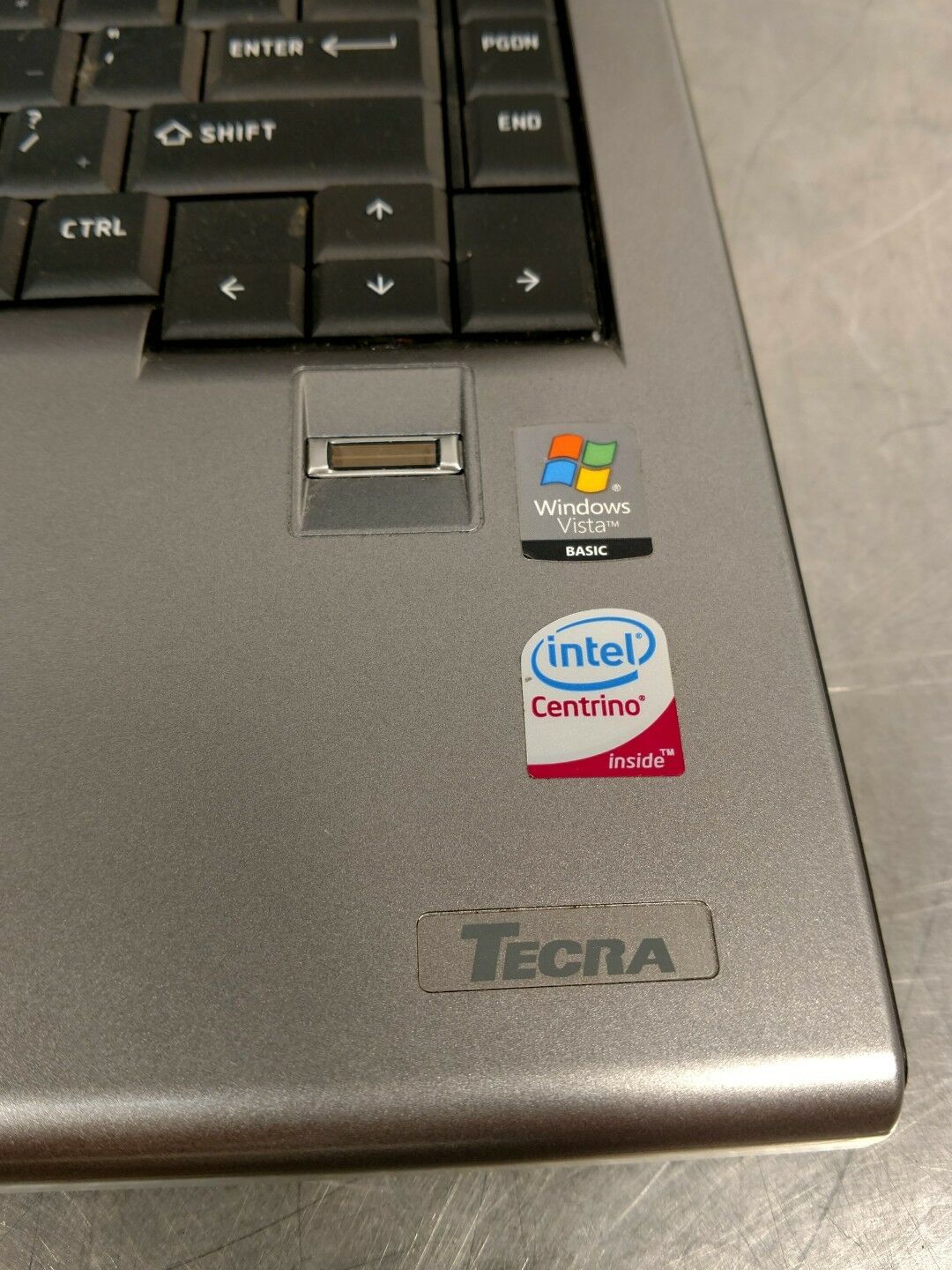 TOSHIBA TECRA Intel Centrino 1GB RAM 120GB HD Laptop W3A