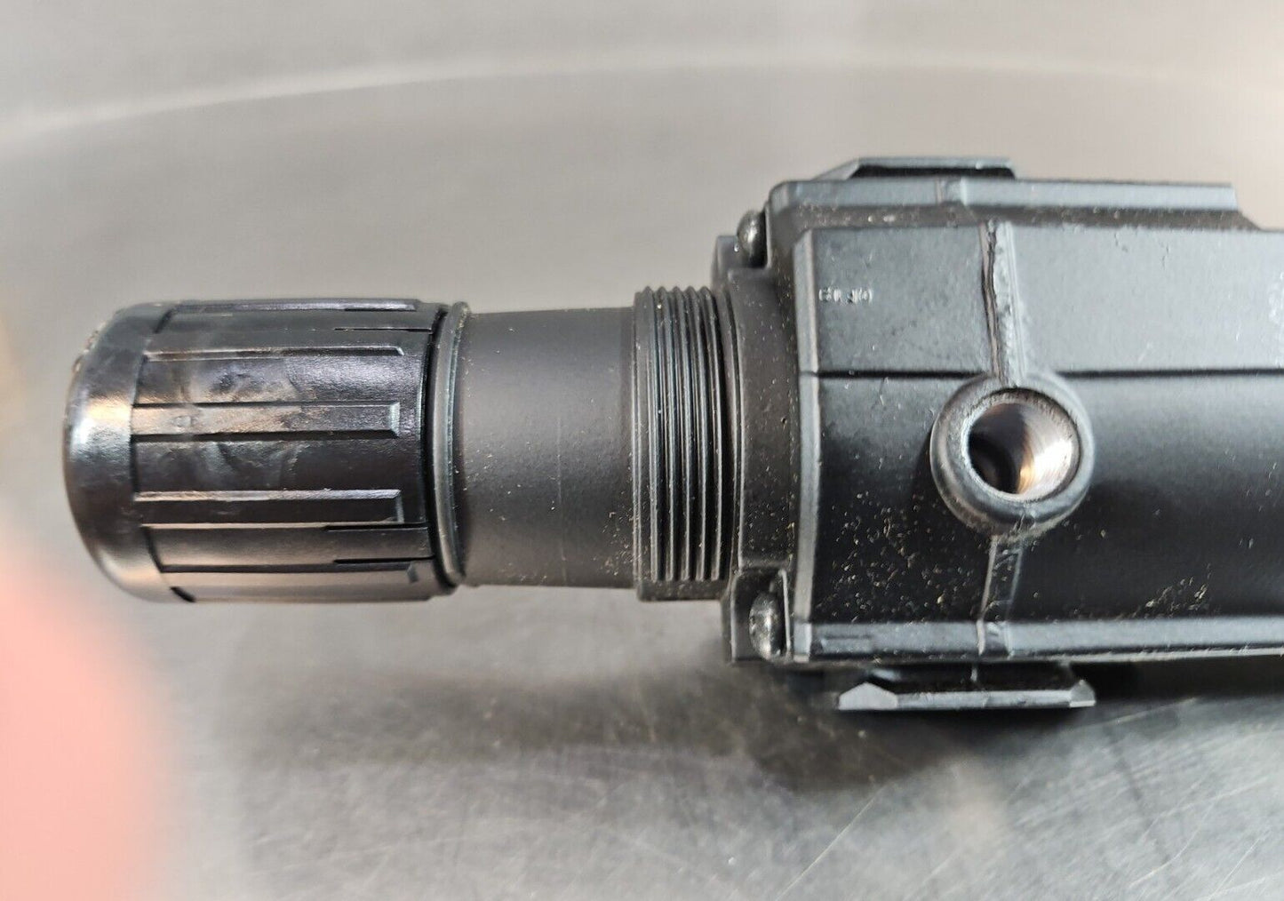 NORGREN B7AG-6AK-AP3-RMG Pressure Regulator/Filter.                        6D-13