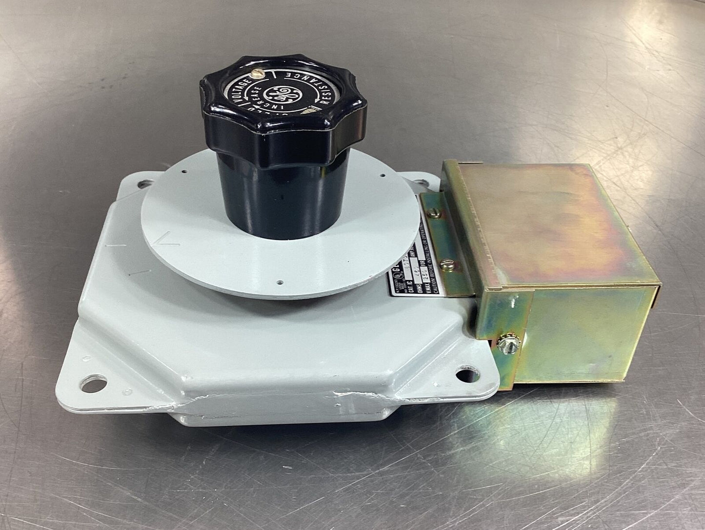 GE  8070EA101AA268  RHEOSTAT 460 OHMS 250V       4B