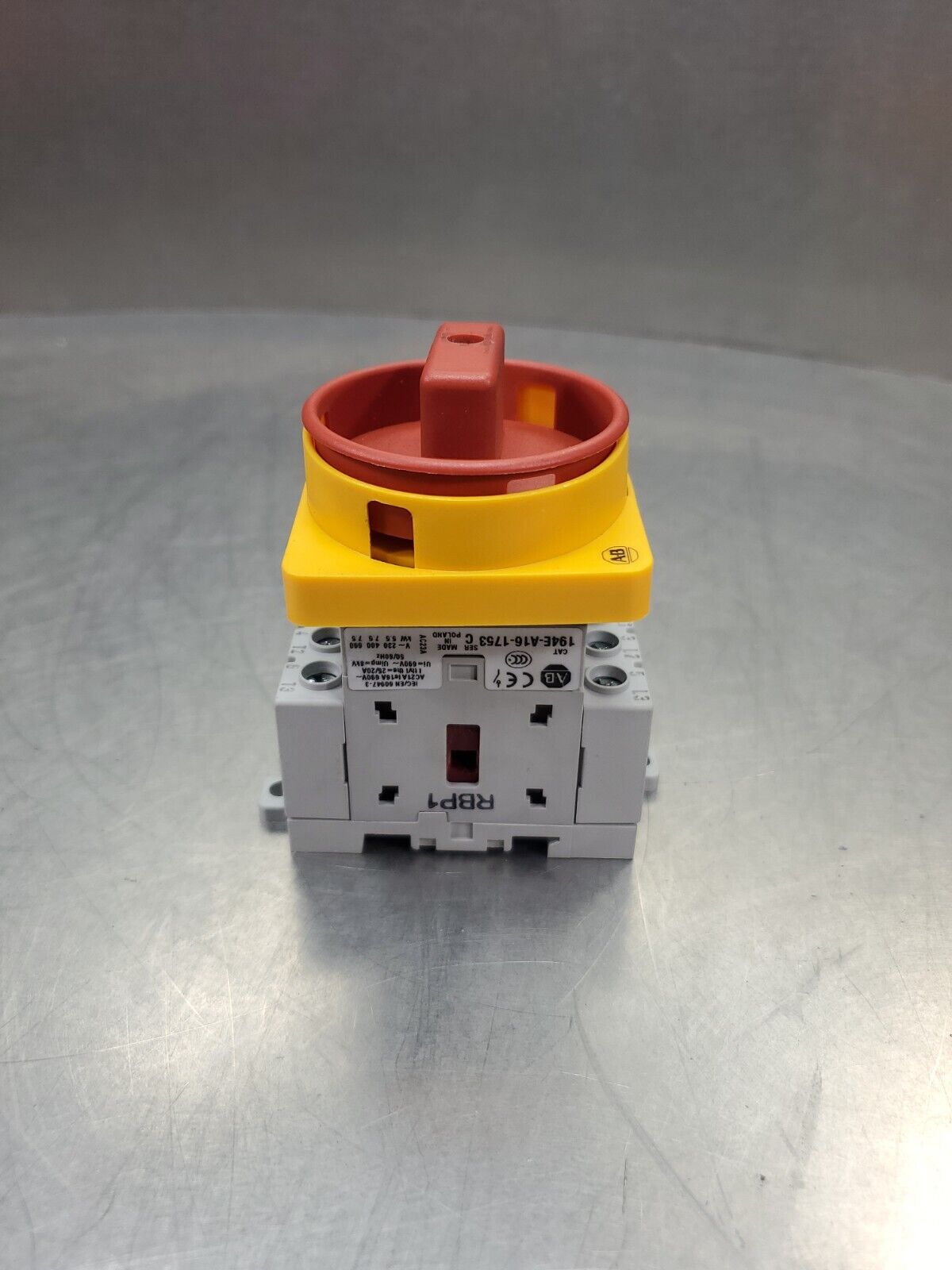 Allen Bradley 194E-A16-1753 Ser. C Disconnect Switch.                       4E-5