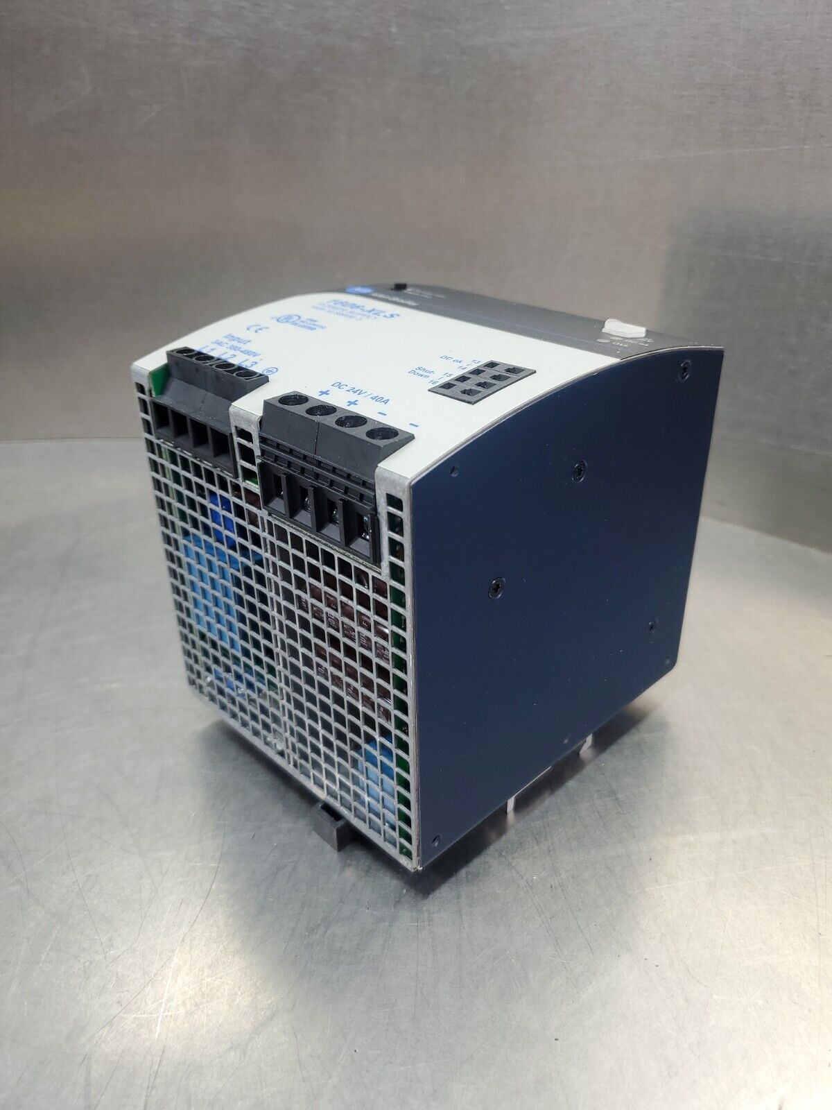 ALLEN BRADLEY 1606-XLS960E-3 Ser. A 24V 40A Power Supply.                     4H