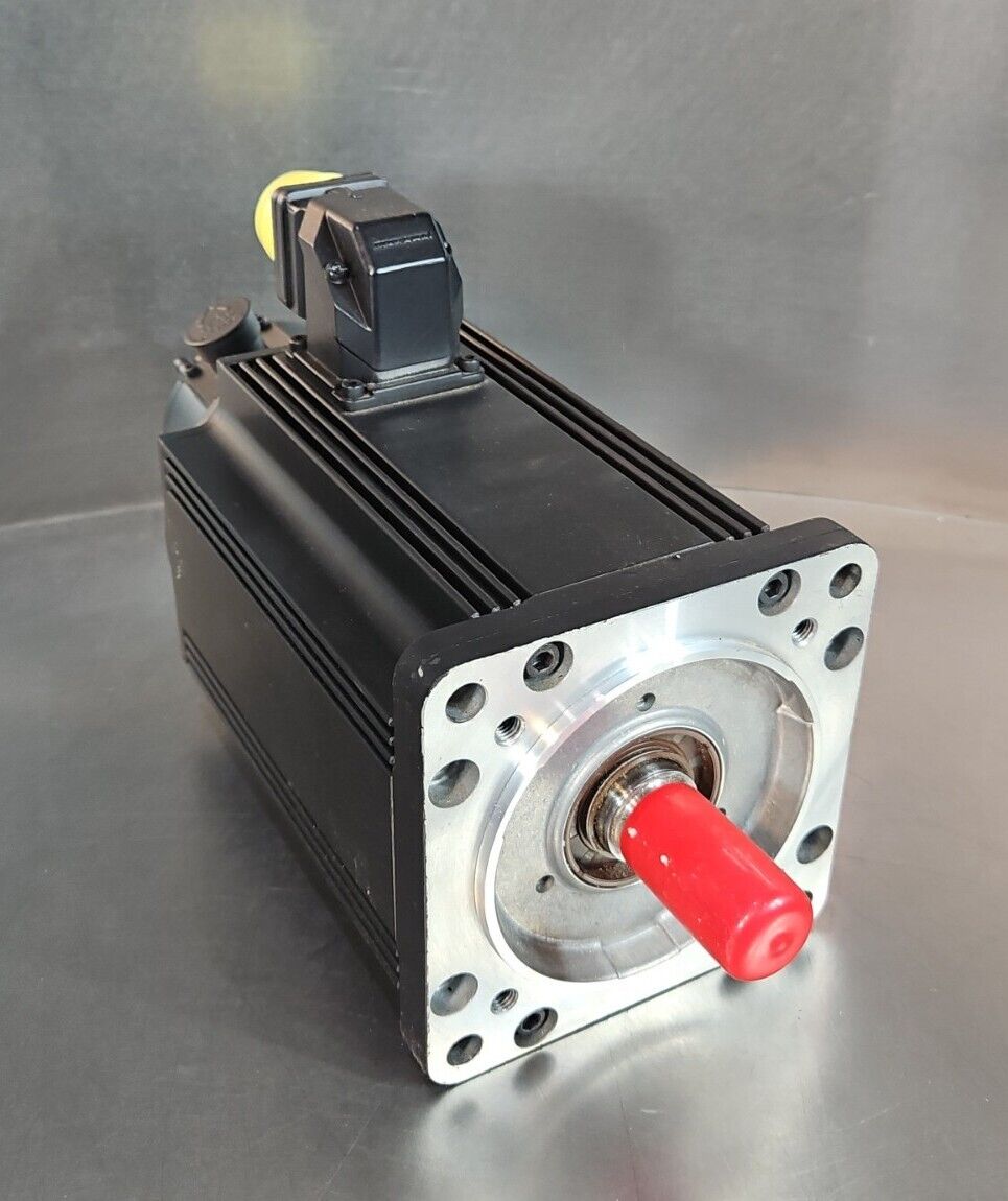 INDRAMAT MDD093A-N-030-N2L-110PB0.  SERVO MOTOR.                          Loc 1E