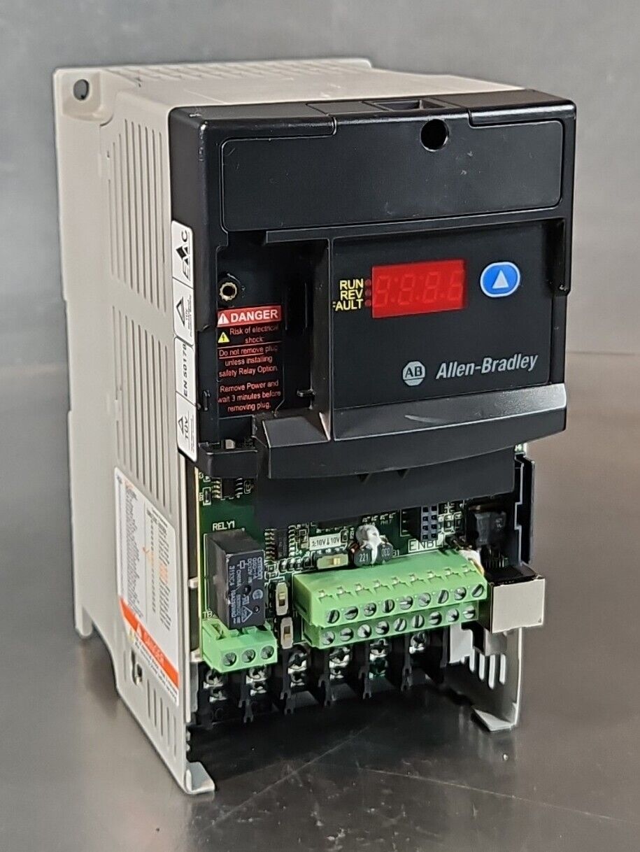 Allen-Bradley 22D-D2P3N104 SerA. AC DRIVE.                             Loc1B-17