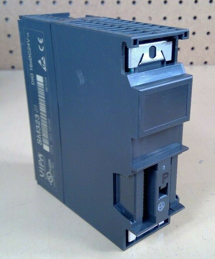 VIPA 323-1BH00 - SM323 Digital Input Output                      3C