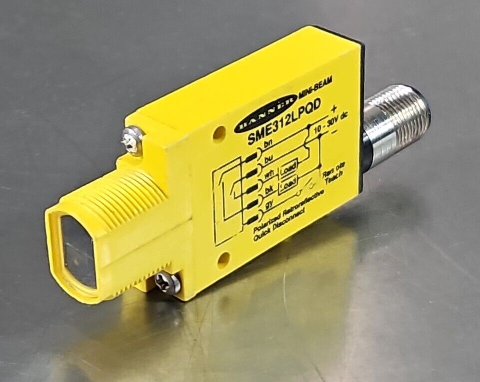 BANNER SME312LPCQD Mini-Beam Retroreflective Sensor 10-30 VDC.          Loc5E-21