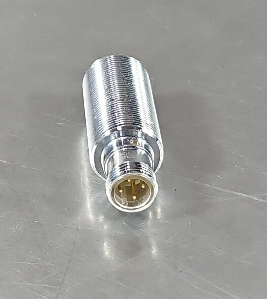 TURCK B18U M18 AP6X-H114 Inductive Proximity Sensor.                    Loc5D-22