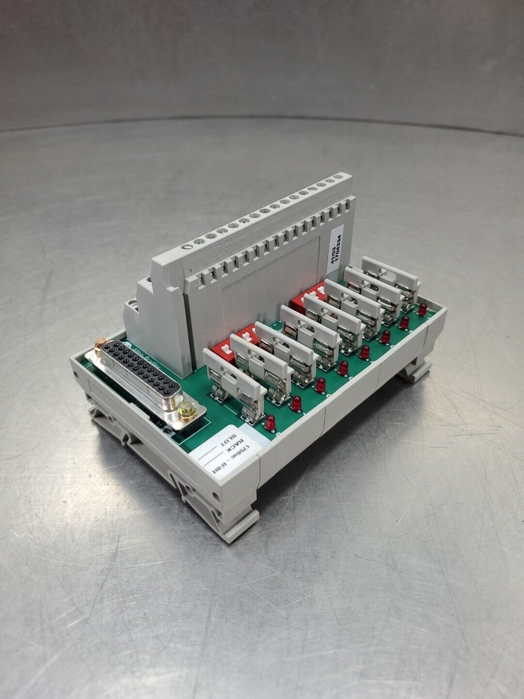 Allen Bradley 1492-AIFM8-F-5 Ser A Controllogix Analog Input Module.        3D-7