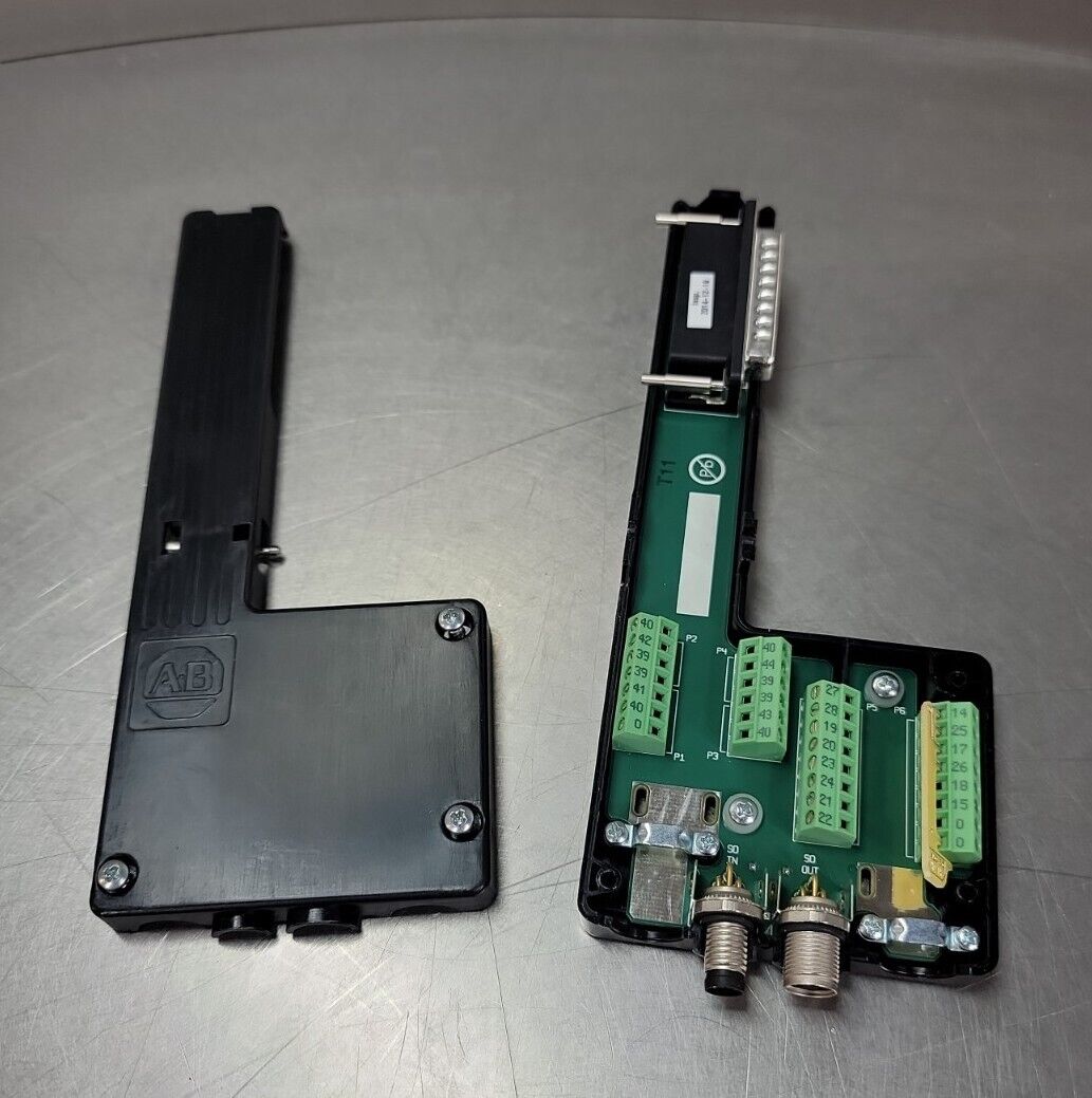 ALLEN BRADLEY Kinetix 2090-K6CK-D44S0 Cascade S0 I/O loc. 4C