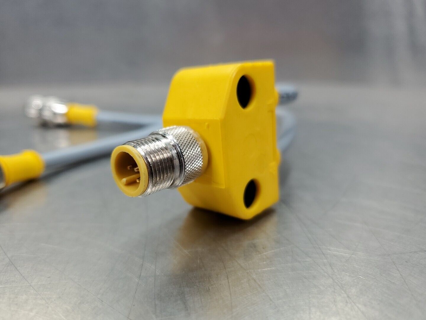 Turck P-7K-SC-261061-1-MSHA Y-Split Cable.                                 5E-20