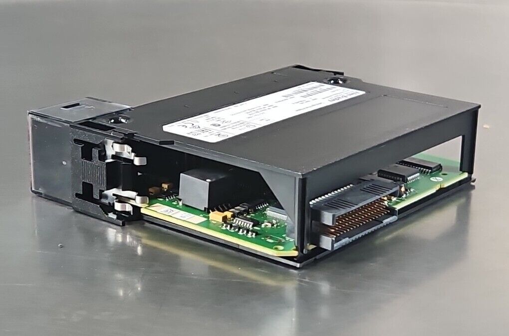 Allen Bradley 1756-IF8 Ser A ControlLogix Analog Input Module.          Loc3C-23