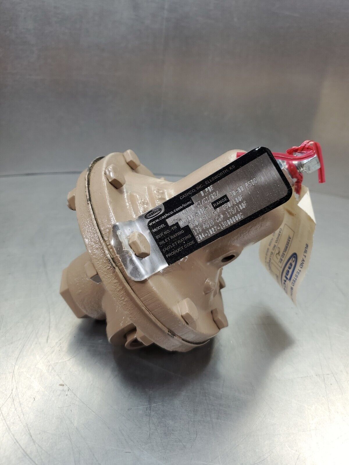 CASHCO AH3087-000-12 1/2" NPT D CI/CI/B2/ REGULATOR, 30-80 PSIG.        6D-21