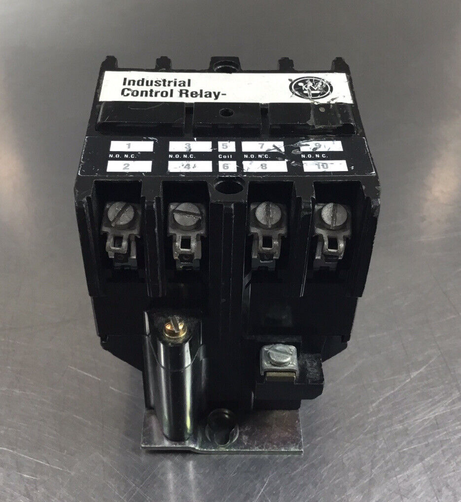 Westinghouse Industrial Control Relay 766A023G01 AR4A 600 Volts 10 Amps  4E-3