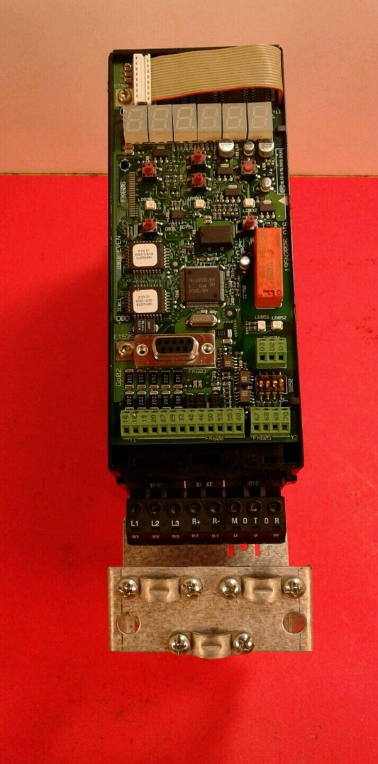 DANFOSS  195N1030 VLT2811  380-480V AC Drive  with Control Interface board 1C