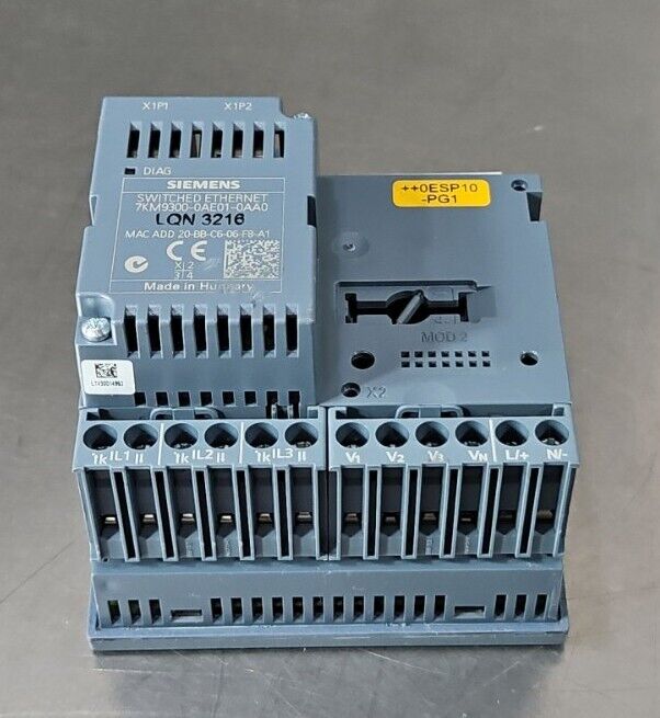 Siemens PAC3200 7KM2111-1BA00-3AA0 Meter w/ 7KМ9300-0АЕ01-0AA0.      3B-18