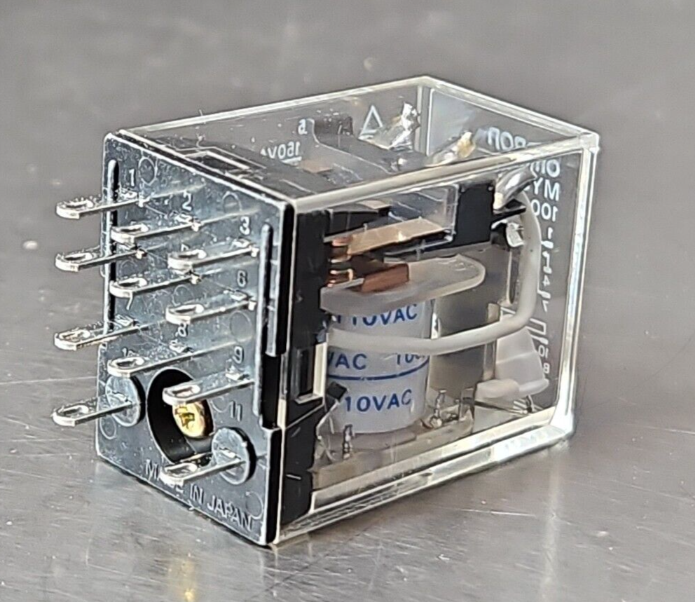 Omron MY3N-J AC110/120 Relay.                                           Loc4E-31