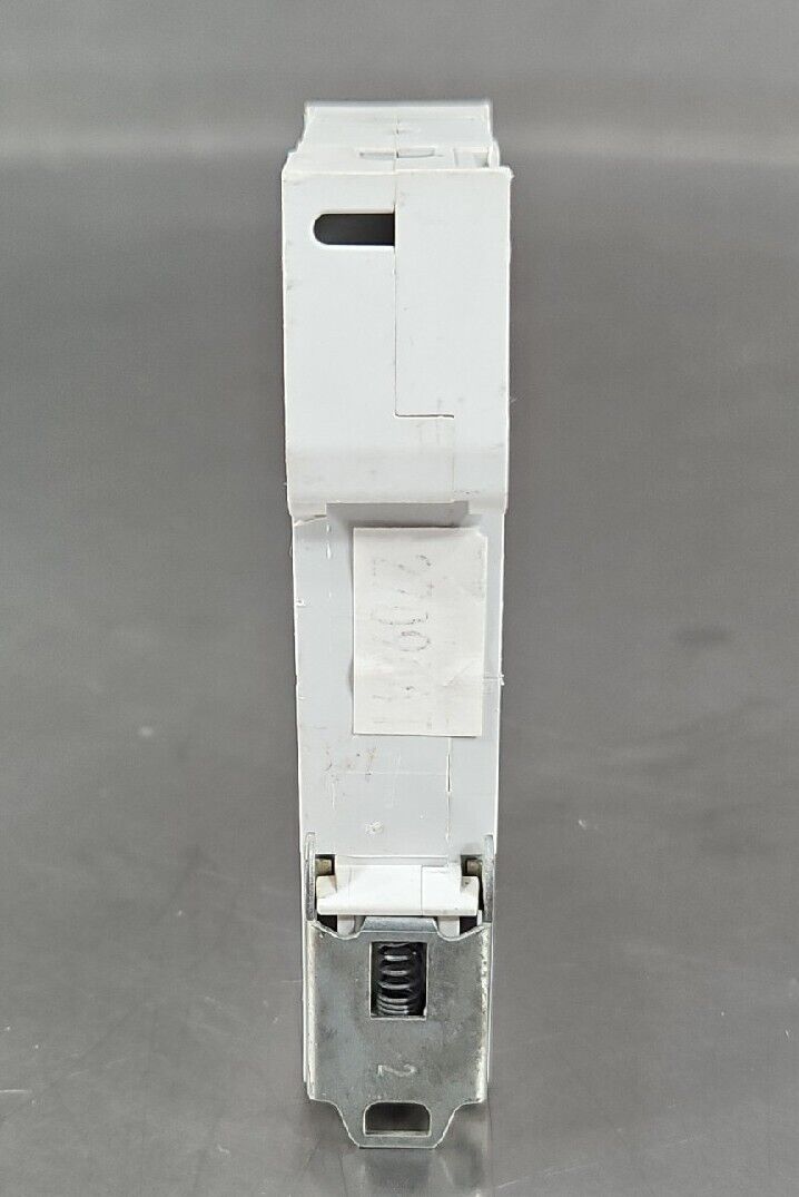 Cutler Hammer WMS1D03 Circuit Breaker 1P 3A 277V.                      Loc 4B-21