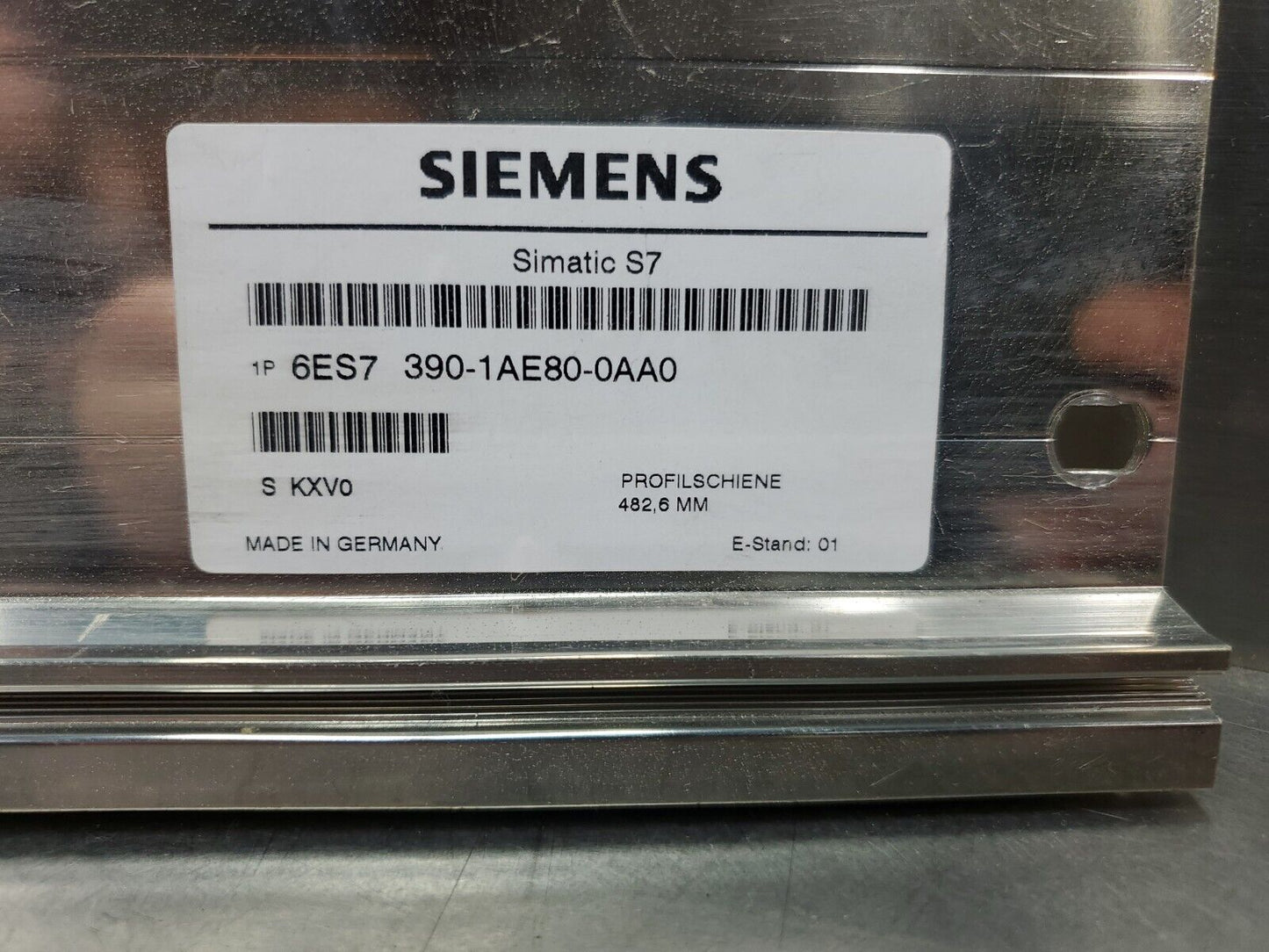 Siemens SIMATIC S7 6ES7 390-1AE80-0AA0 Mounting Rail.                         3C