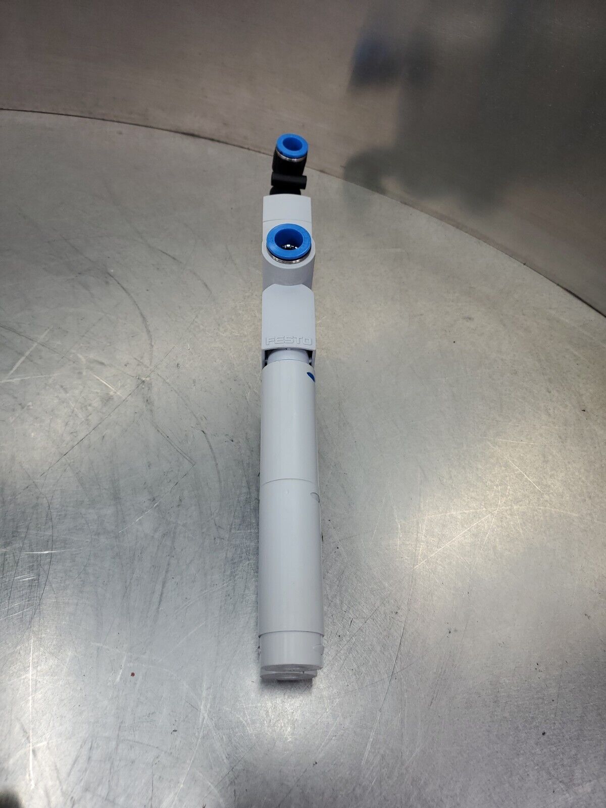 Festo VN-30-H-T6-PQ4-VQ5-RO2 (193497) Vacuum Generator Module.              4C-3