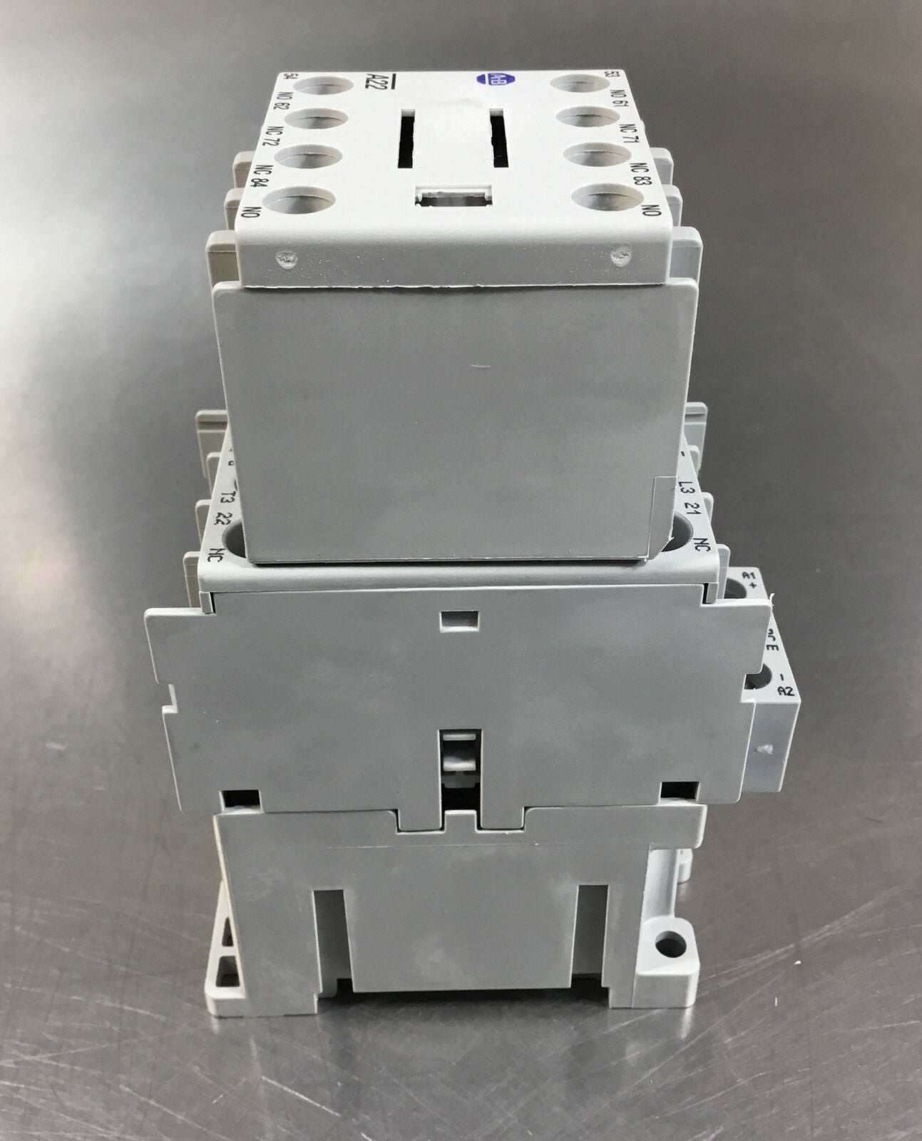 Allen Bradley  100-C23E*01 /C  +  100-F /B  Contactor 24VDC Coil    4C