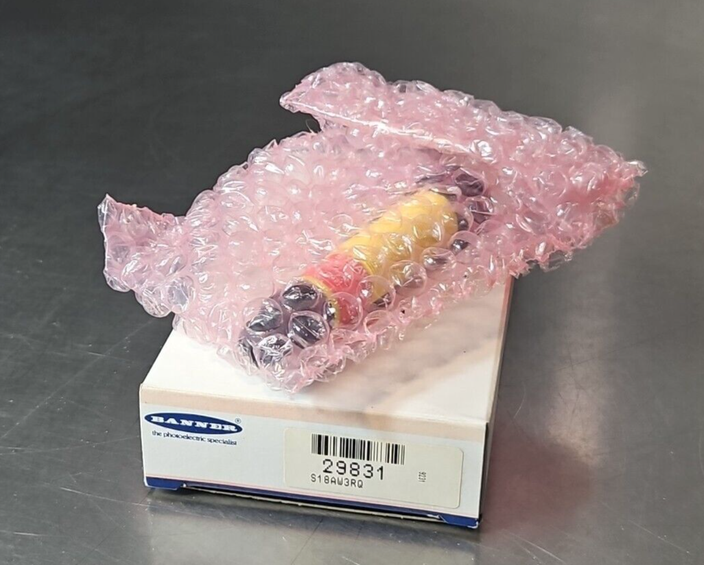 BANNER S18AW3RQ SENSOR... Loc5D14