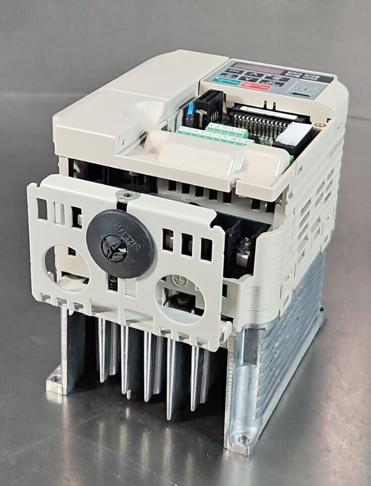 Yaskawa CIMRVU2A0012FAA PRG:1025. Servo Driver.                           Loc 1C