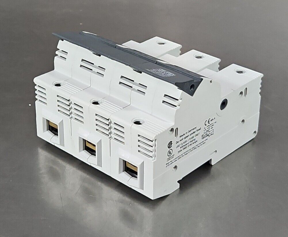 Allen Bradley 1492-FB3J30 Ser B. 30AMP, 600VAC. Fuse Holder.               4D-24