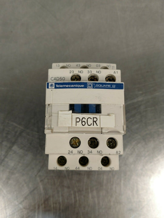 Telemecanique CAD50 Relay 10A w/Cover Door                                  4E-7