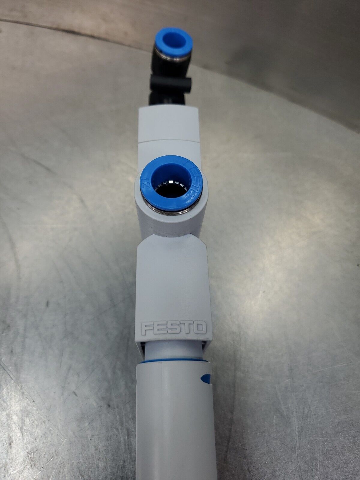 Festo VN-30-H-T6-PQ4-VQ5-RO2 (193497) Vacuum Generator Module.              4C-3